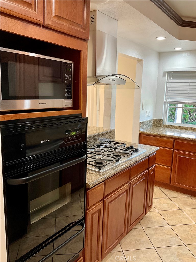425 N Roni Lane, Anaheim CA 92807 - photo 17