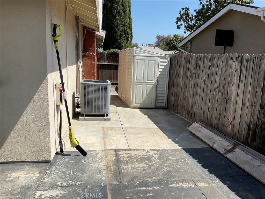 425 N Roni Lane, Anaheim CA 92807 - photo 33