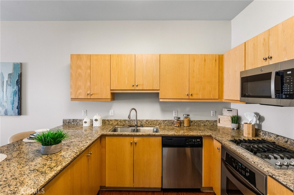 435 W Center Street 307, Anaheim CA 92805 - photo 12