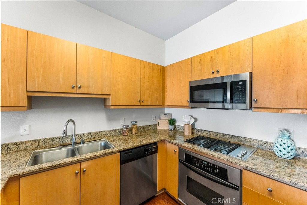 435 W Center Street 307, Anaheim CA 92805 - photo 14