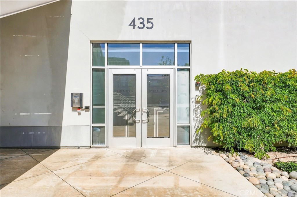 435 W Center Street, Anaheim CA 92805 - photo 22