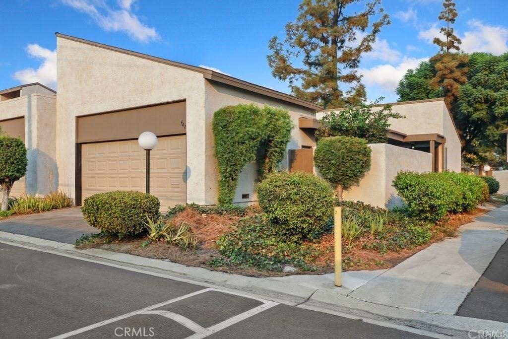 442 N Via Porto, Anaheim CA 92806 - photo 1