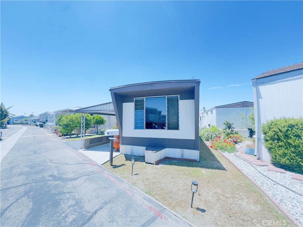 47 Fir Via, Anaheim CA 92801 - photo 16