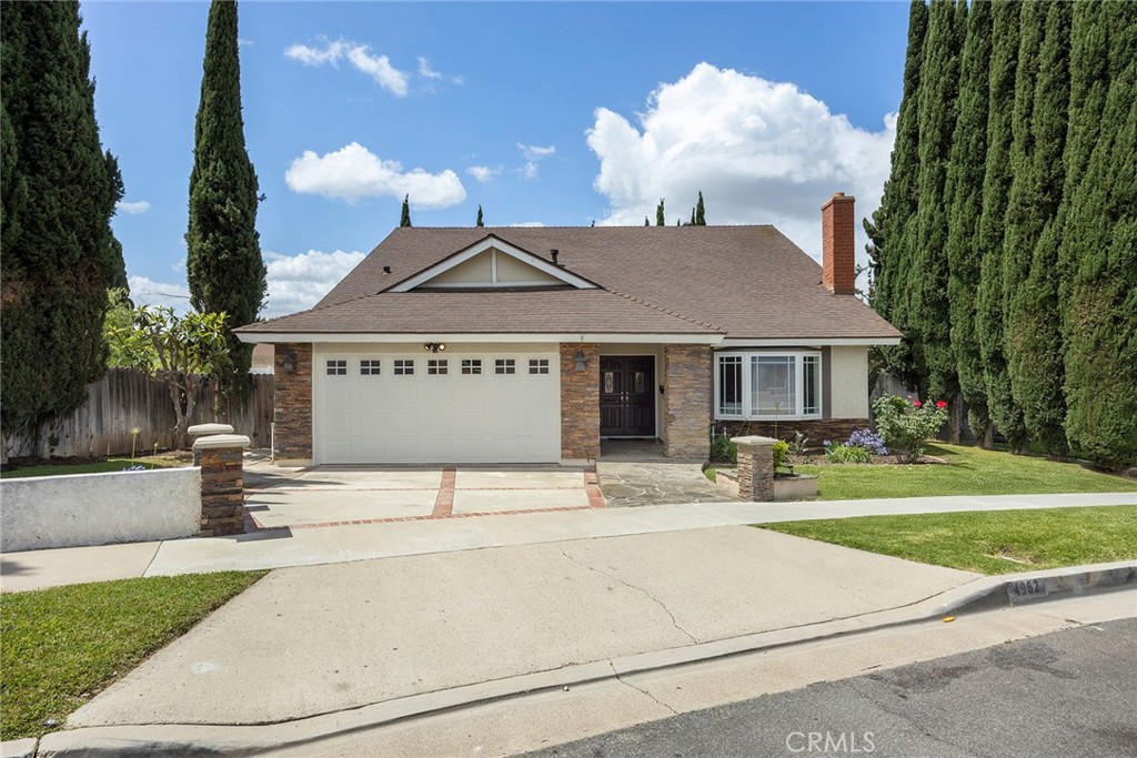 Front - 4962 E Glenview, Anaheim CA 92807 - photo 4