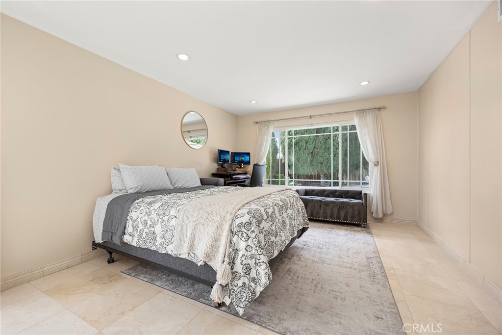 Master - 4962 E Glenview, Anaheim CA 92807 - photo 23