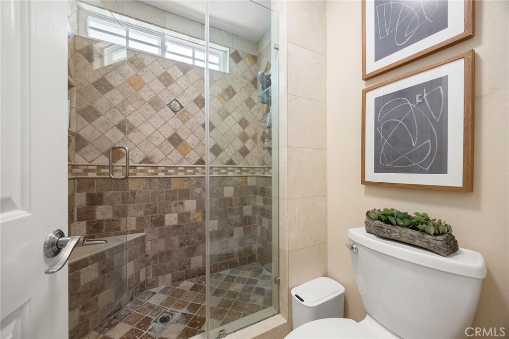 Downstairs bath - 4962 E Glenview, Anaheim CA 92807 - photo 26