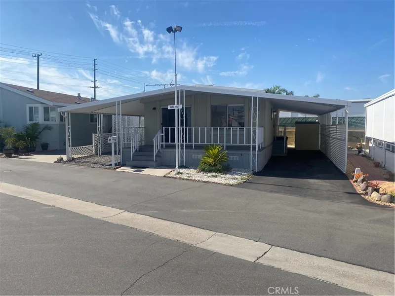 5 Walnut Via, Anaheim, CA 92672
