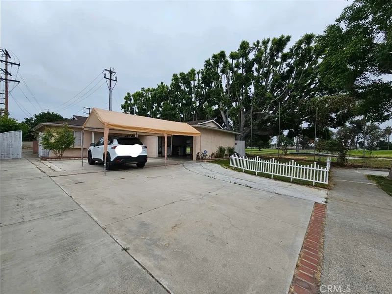 502 N Hampton St, Anaheim