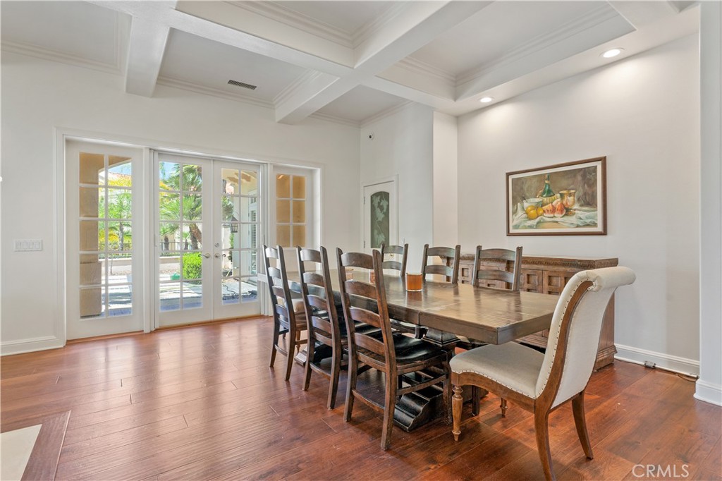5081 E Copa De Oro Drive, Anaheim CA 92807 - photo 5