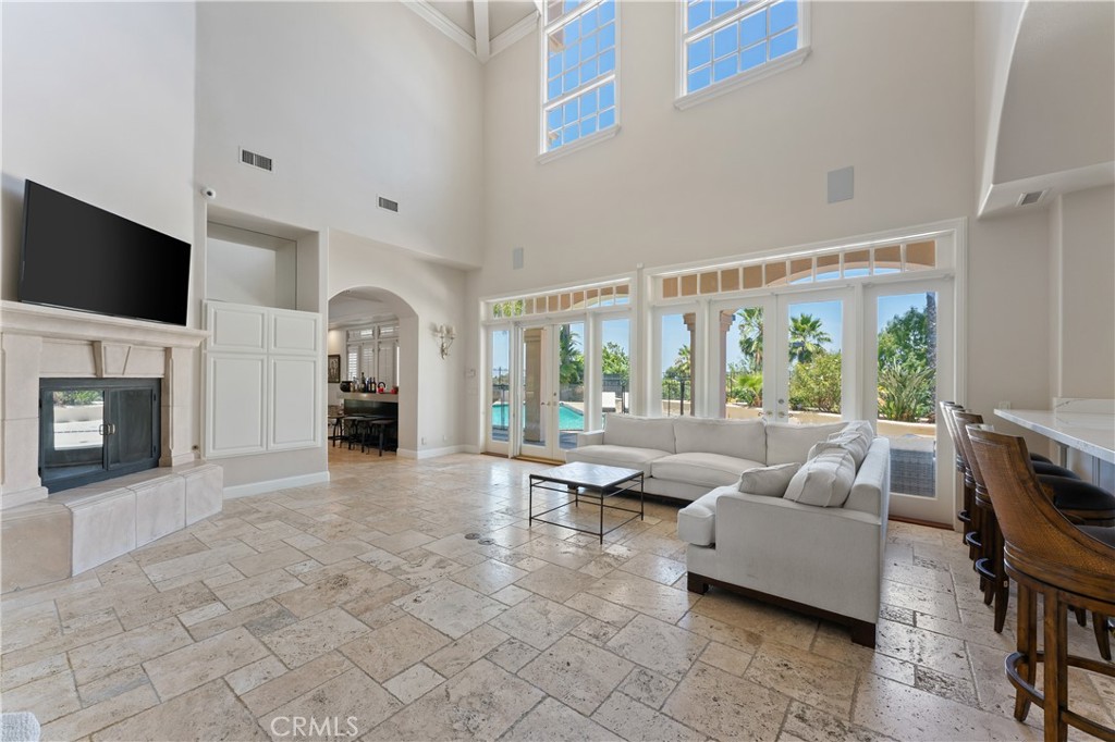 5081 E Copa De Oro Drive, Anaheim CA 92807 - photo 9