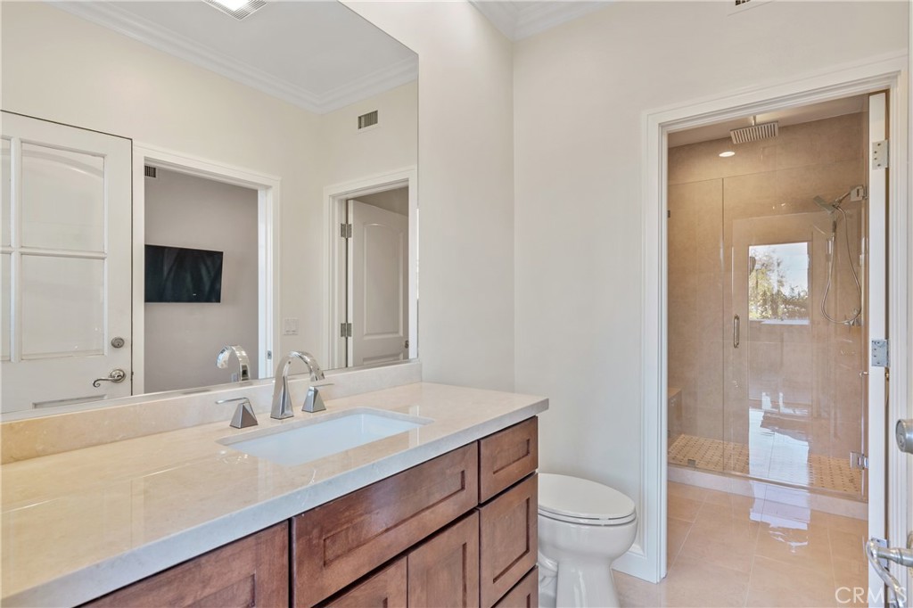 5081 E Copa De Oro Drive, Anaheim CA 92807 - photo 19