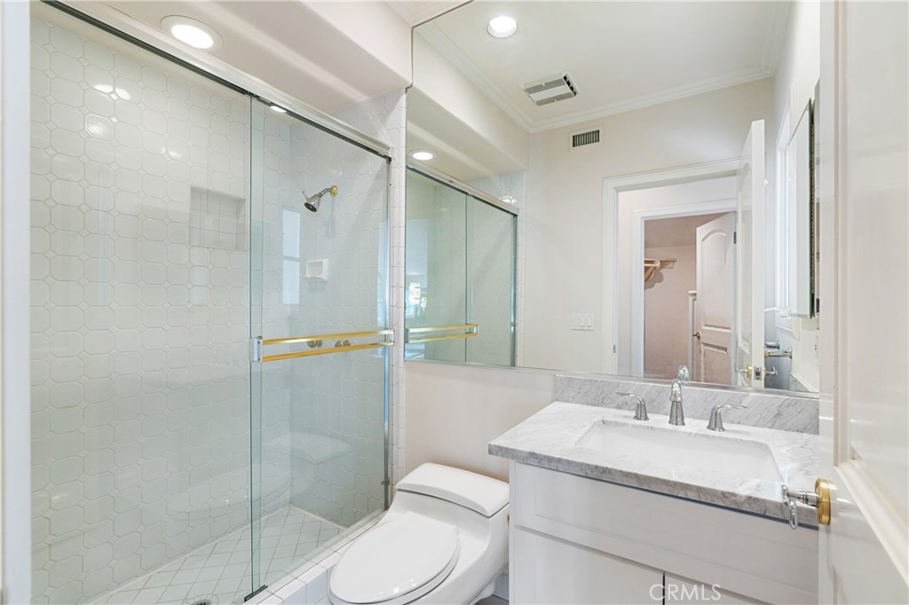 5081 E Copa De Oro Drive, Anaheim CA 92807 - photo 40