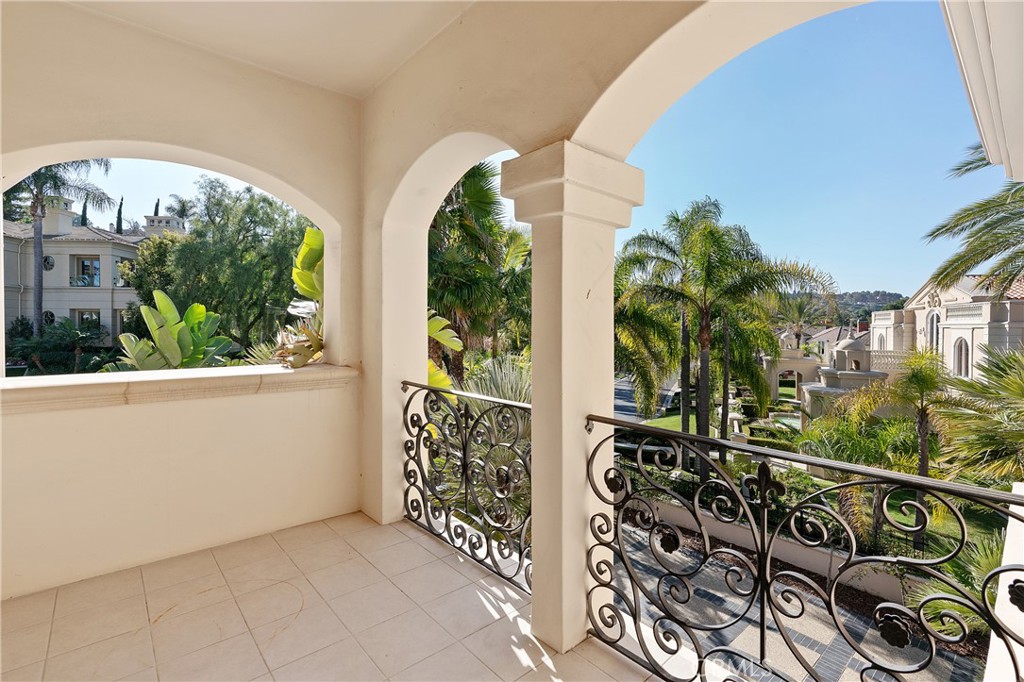 5081 E Copa De Oro Drive, Anaheim CA 92807 - photo 44