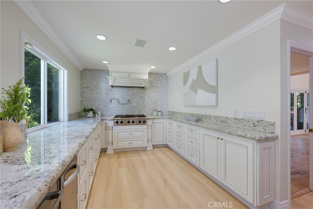 511 S Weymouth Court, Anaheim CA 92807 - photo 10