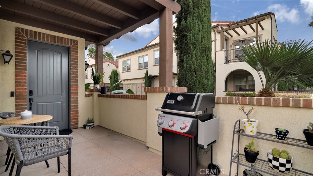 Private Patio - 514 S Melrose, Anaheim CA 92805 - photo 2