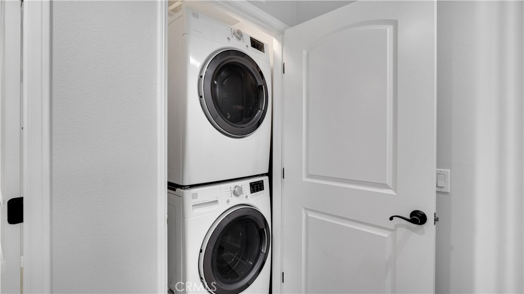 Laundry Closet - 514 S Melrose, Anaheim CA 92805 - photo 17