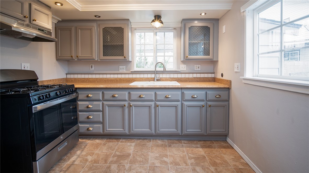 Unit 2 Kitchen - 520 E Adele, Anaheim CA 92805 - photo 4