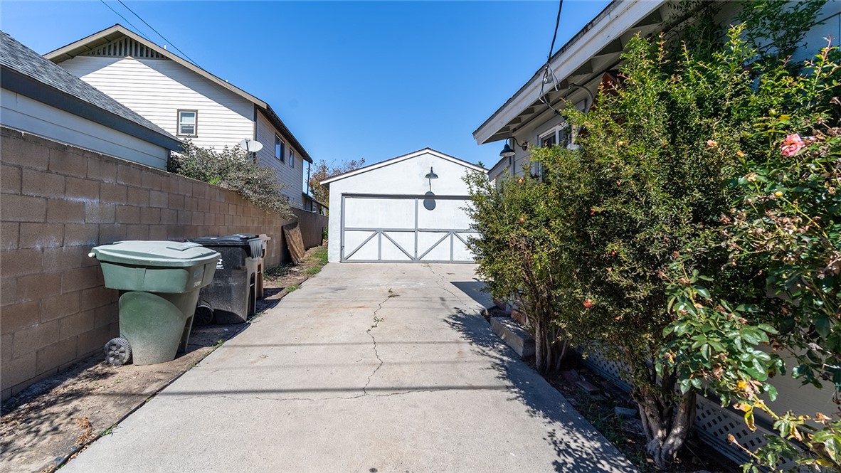 Unit 2 Driveway - 520 E Adele, Anaheim CA 92805 - photo 33