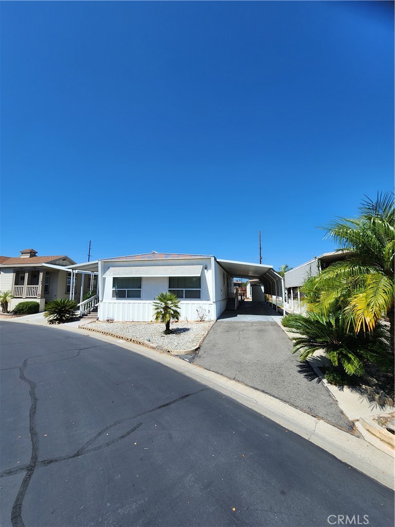 525 N Gilbert, Anaheim CA 92801 - photo 3