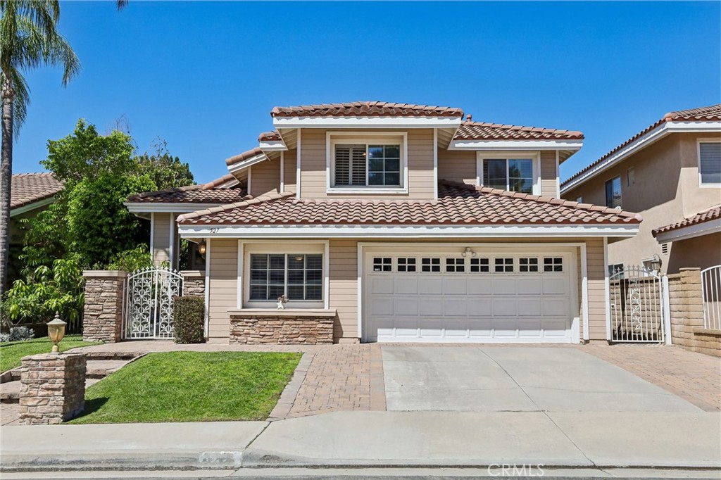 527 S Morningstar Drive, Anaheim CA 92808 - photo 1