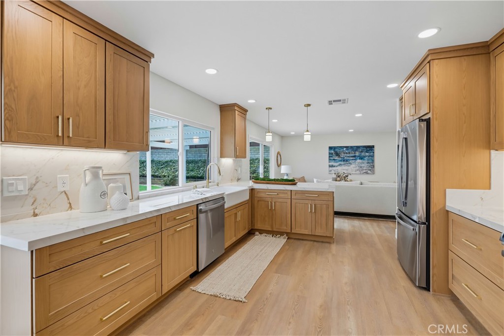 5416 E Willowick, Anaheim CA 92807 - photo 2