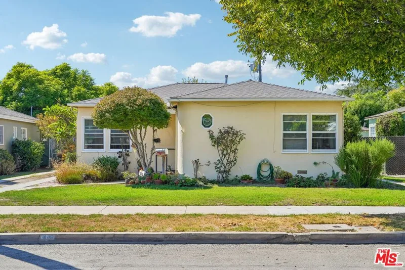 555 S Helena Street, Anaheim, CA 92805