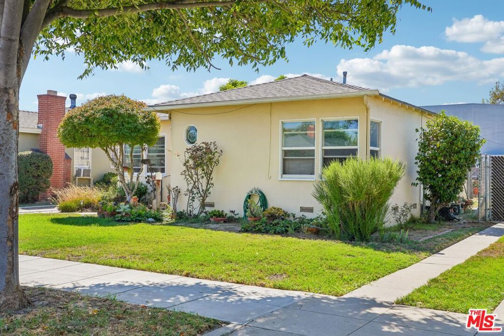 555 S Helena Street, Anaheim CA 92805 - photo 2