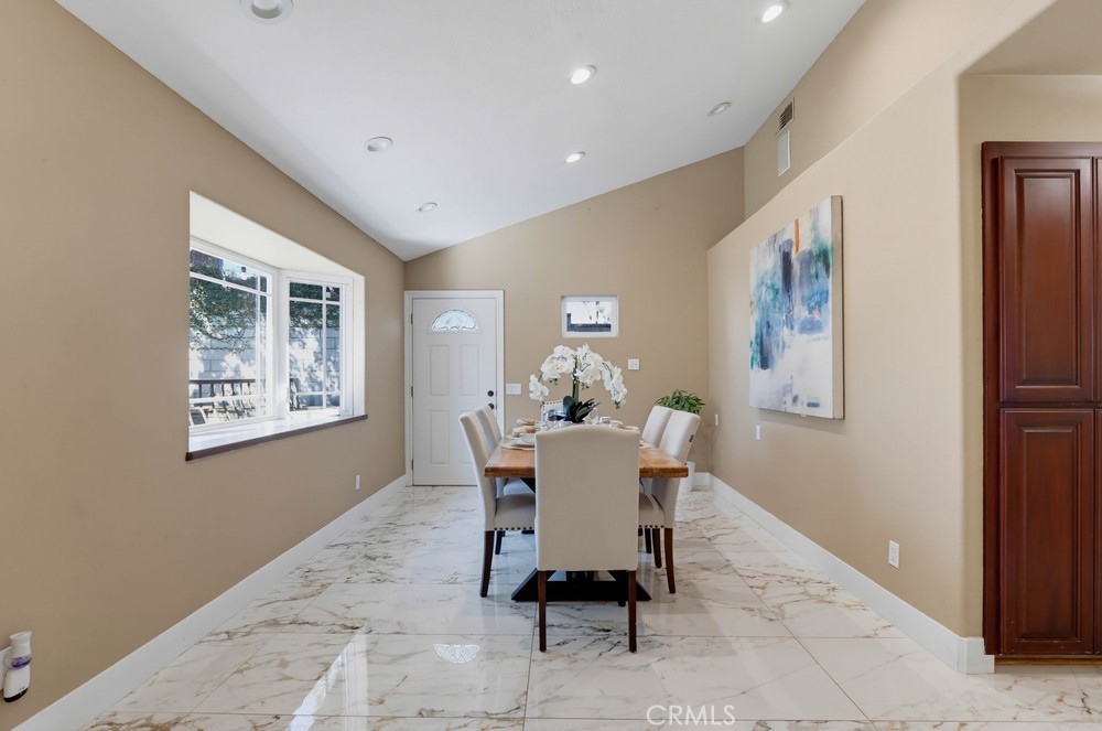5550 E Edgemar, Anaheim CA 92807 - photo 8
