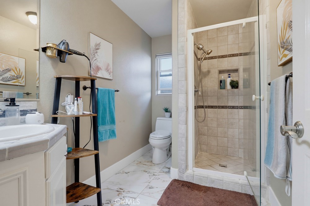 5550 E Edgemar, Anaheim CA 92807 - photo 15