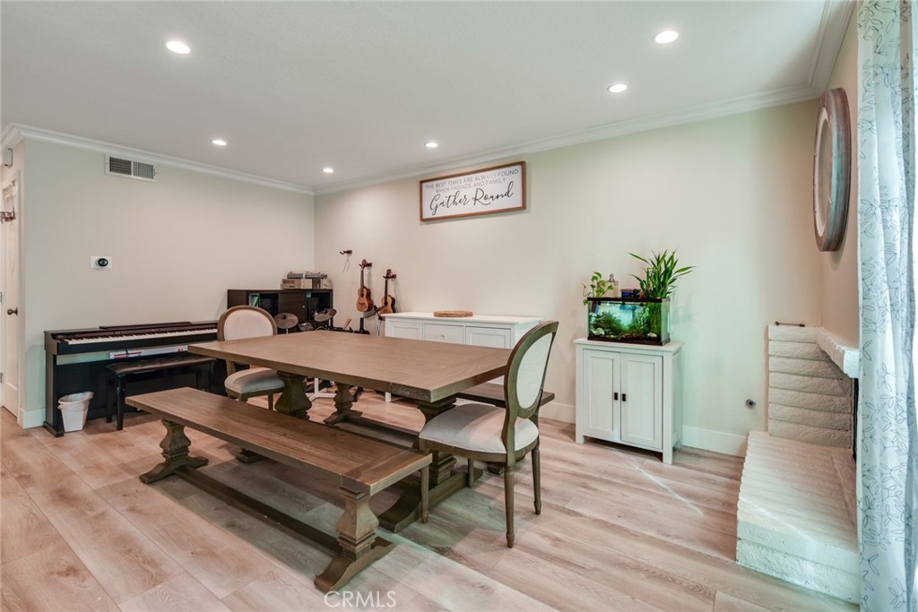 5556 E Vista Del Este, Anaheim CA 92807 - photo 10