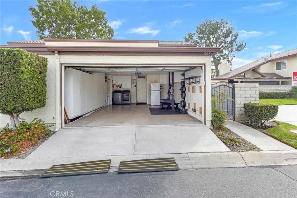 5556 E Vista Del Este, Anaheim CA 92807 - photo 21