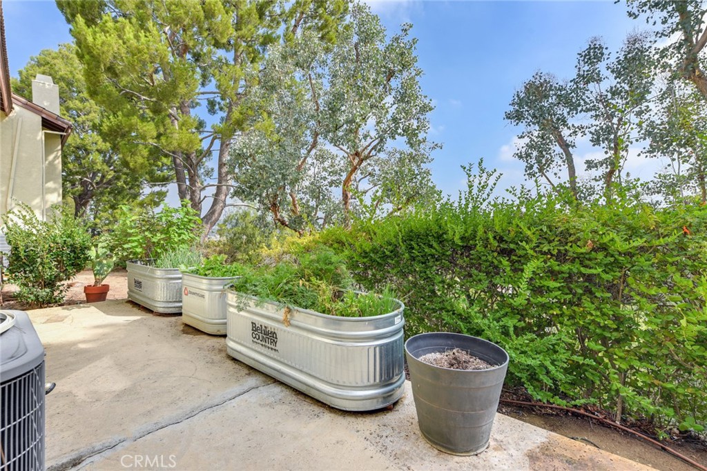 5556 E Vista Del Este, Anaheim CA 92807 - photo 23