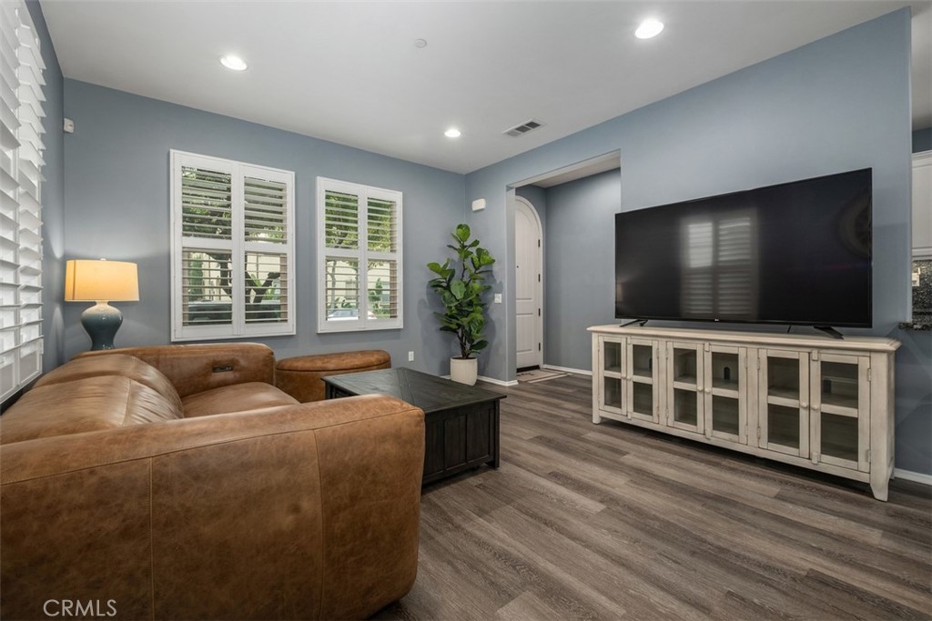 570 S Kroeger Street, Anaheim CA 92805 - photo 4