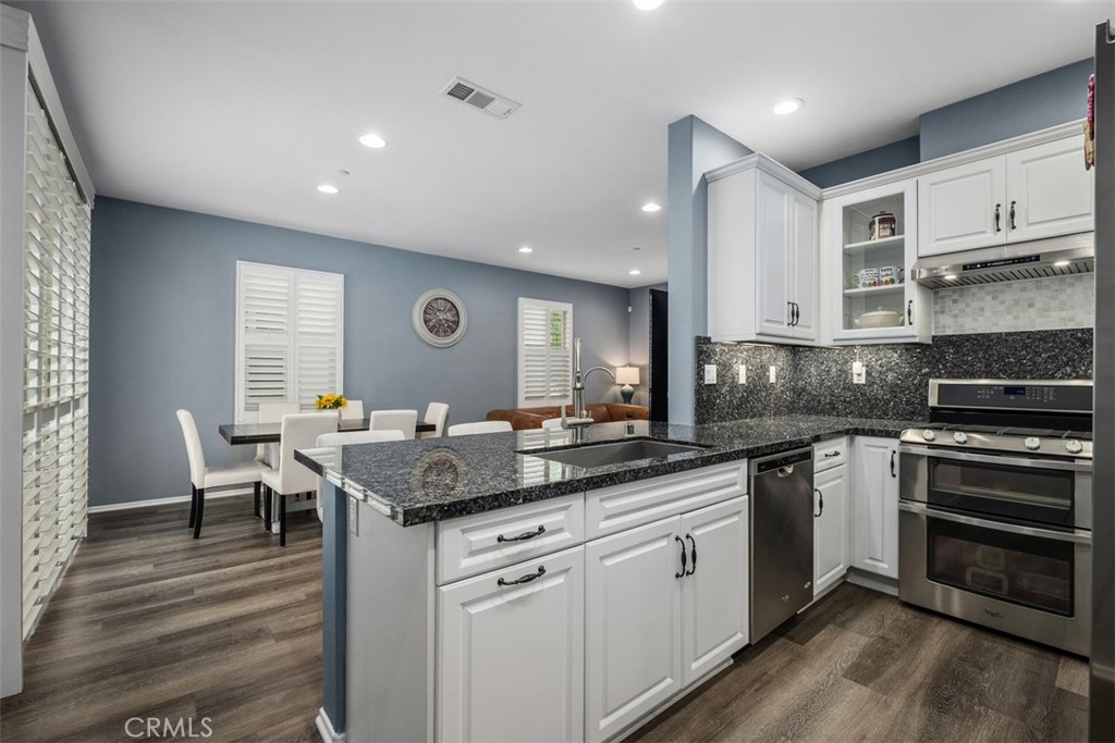 570 S Kroeger Street, Anaheim CA 92805 - photo 11