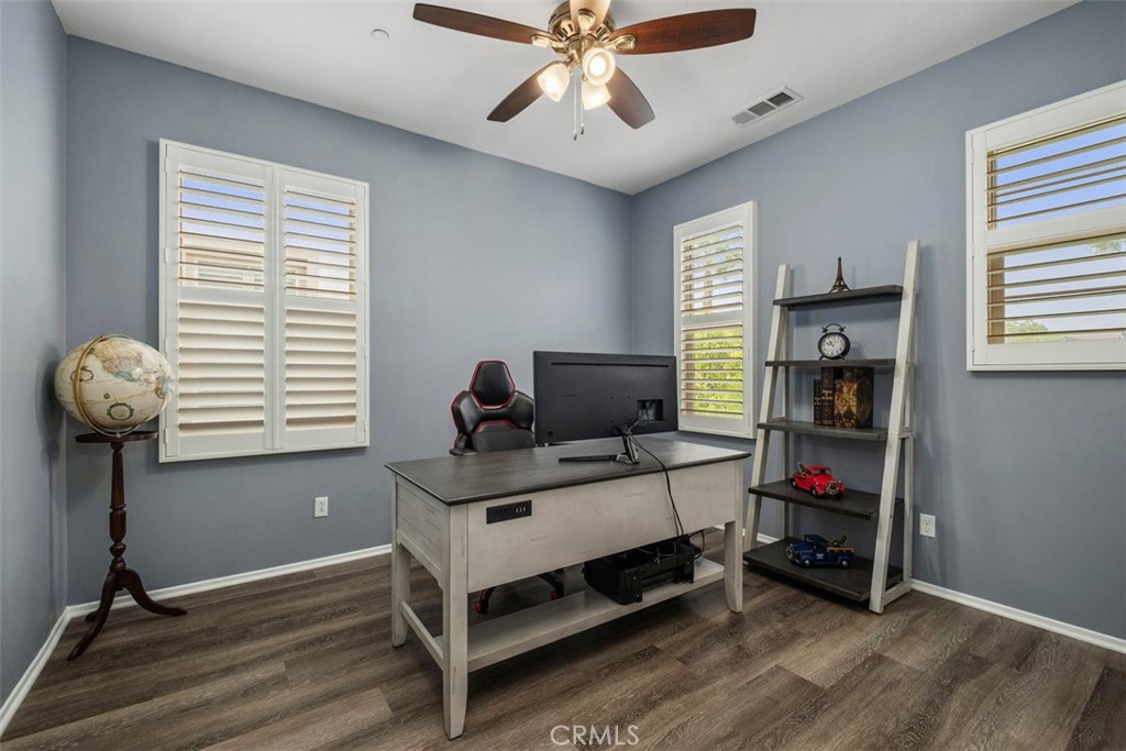 570 S Kroeger Street, Anaheim CA 92805 - photo 18