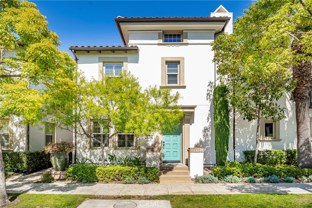 574 S Kroeger Street S, Anaheim CA 92805 - photo 1
