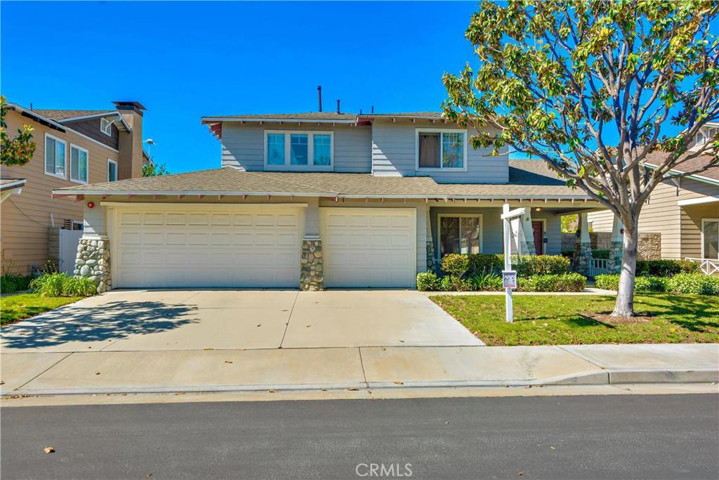 577 E Chartres Street, Anaheim CA 92805 - photo 1