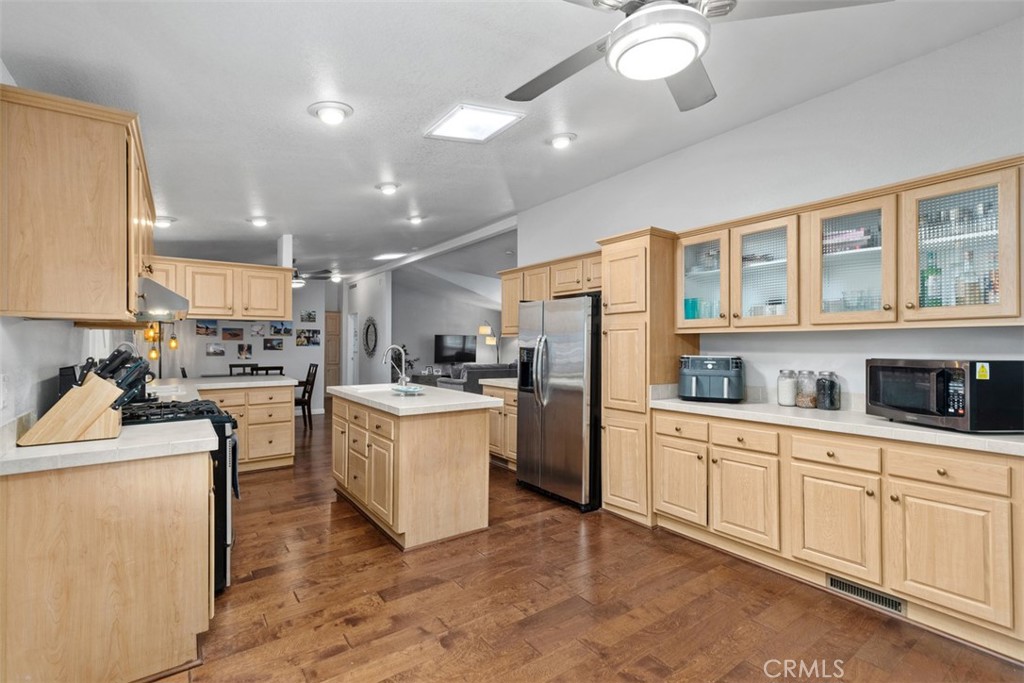 5815 E La Palma Avenue 163, Anaheim CA 92807 - photo 12