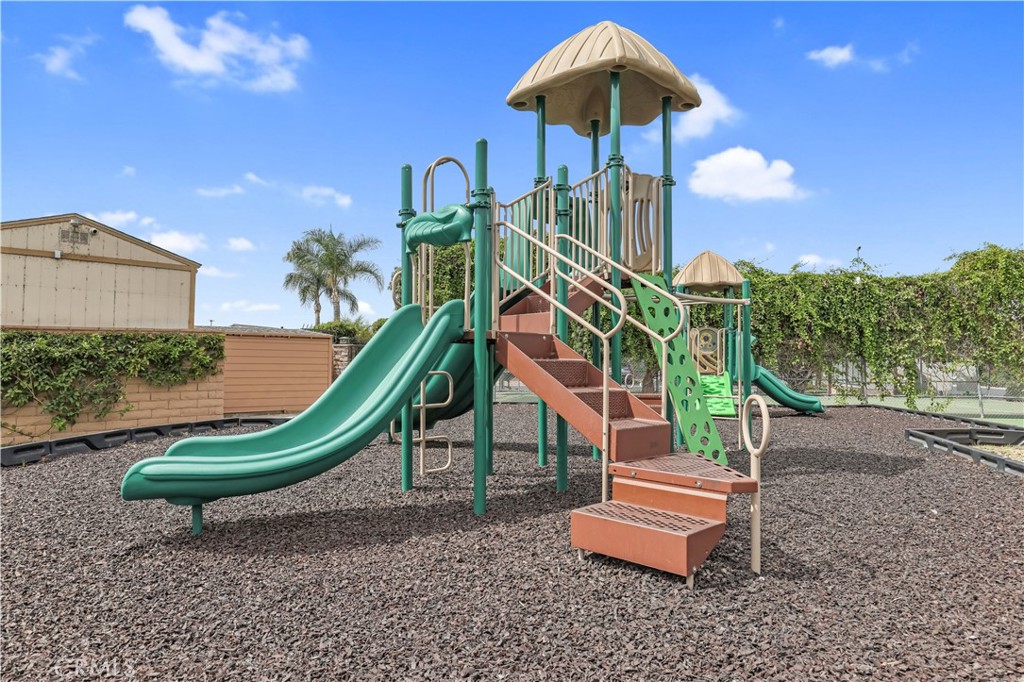 5815 E La Palma Avenue 59, Anaheim CA 92807 - photo 17