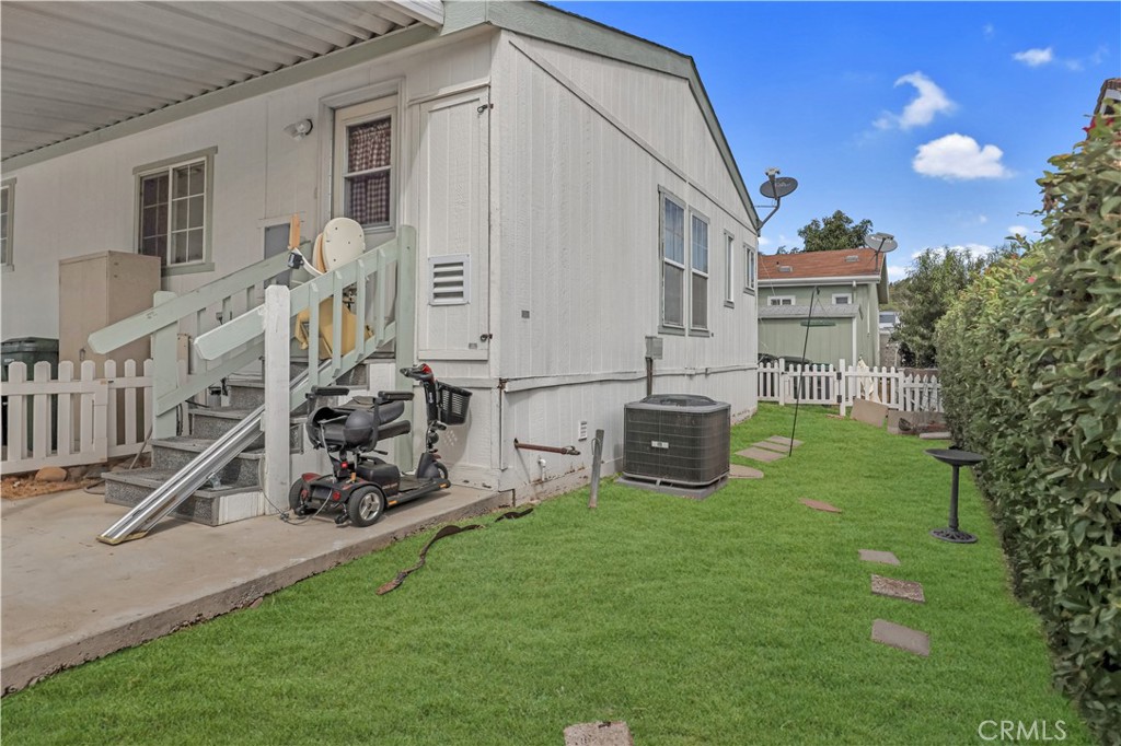 5815 E La Palma Avenue 59, Anaheim CA 92807 - photo 22