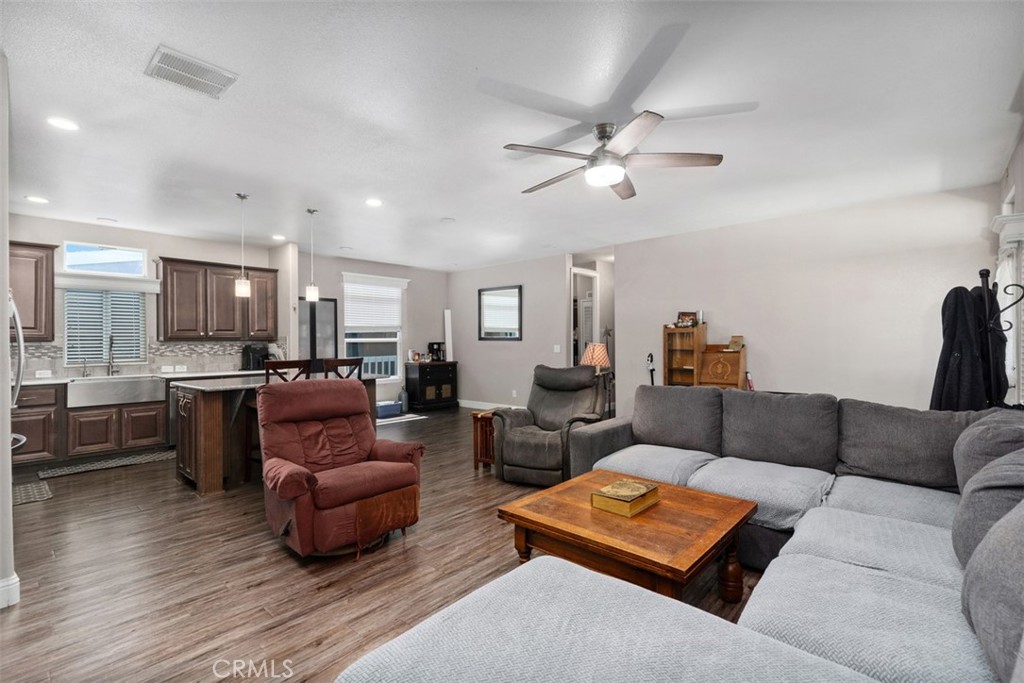 Spacious family room with Chef's Luxury Kitchen - 5815 La Palma Ave 304, Anaheim CA 92807 - photo 12