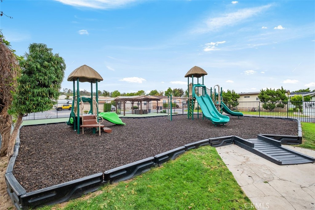 Newly place playground - 5815 La Palma Ave 304, Anaheim CA 92807 - photo 37