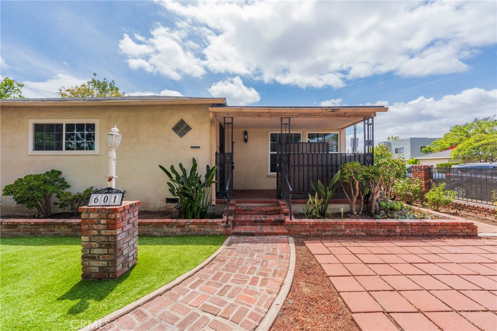 601 S Helena, Anaheim CA 92805 - photo 1
