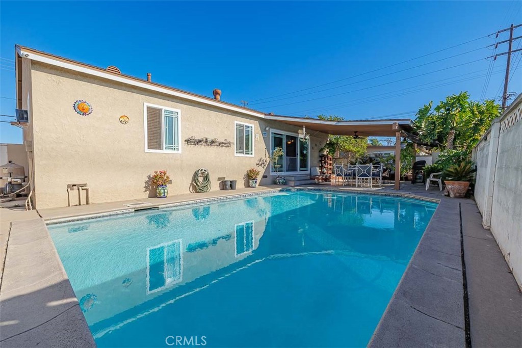 605 N La Reina, Anaheim CA 92801 - photo 1