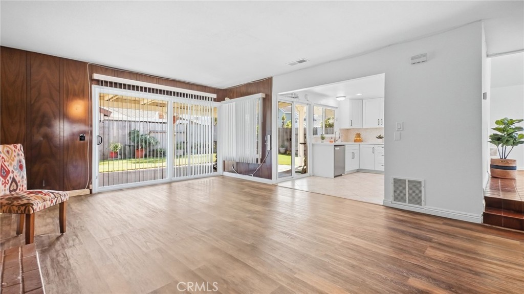 6080 E Avenida Arbol, Anaheim CA 92807 - photo 10