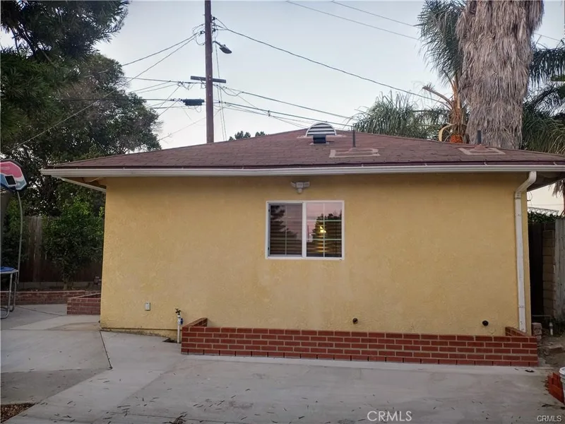 612 S Newcastle Drive, Anaheim, CA 92804