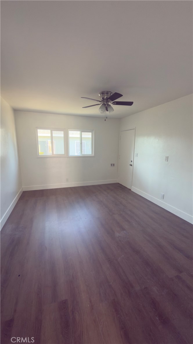 622 N Olive B, Anaheim CA 92805 - photo 2