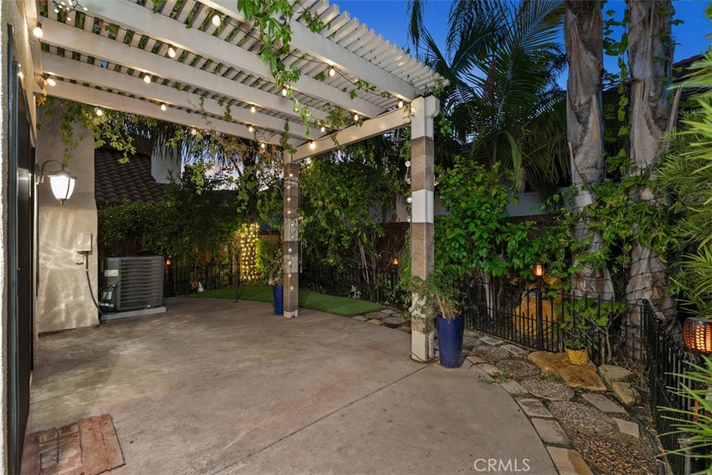 6250 E Quartz Lane, Anaheim CA 92807 - photo 34