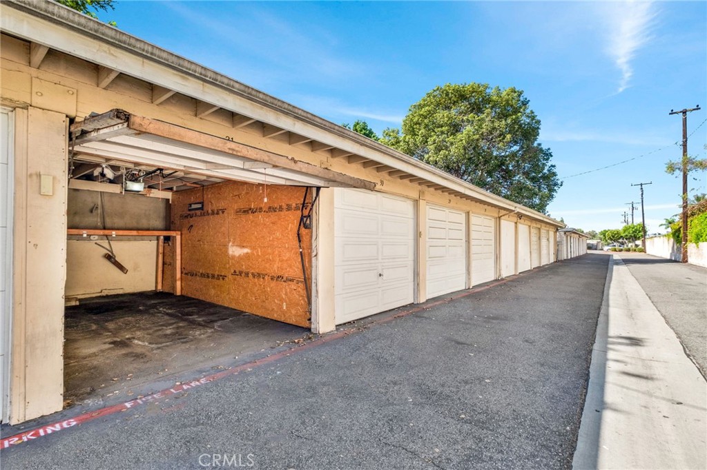 630 S Knott 31, Anaheim CA 92804 - photo 27