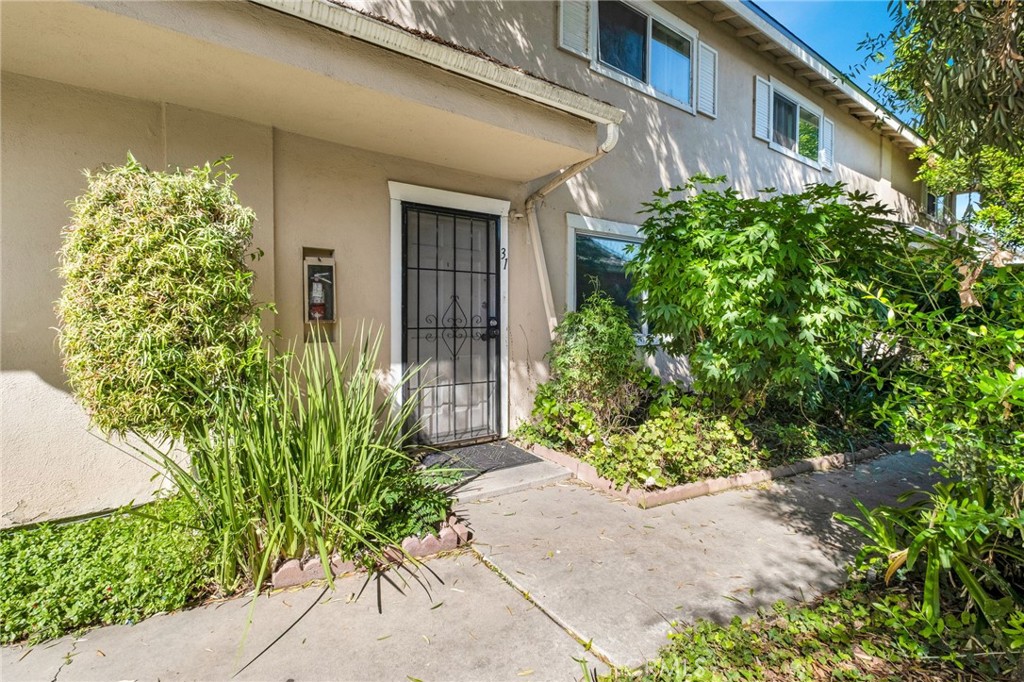 630 S Knott 31, Anaheim CA 92804 - photo 28